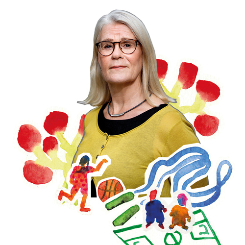 Titti Olsson, chefredaktör Tidskriften STAD, bland barn och lekredskap. Kollage.